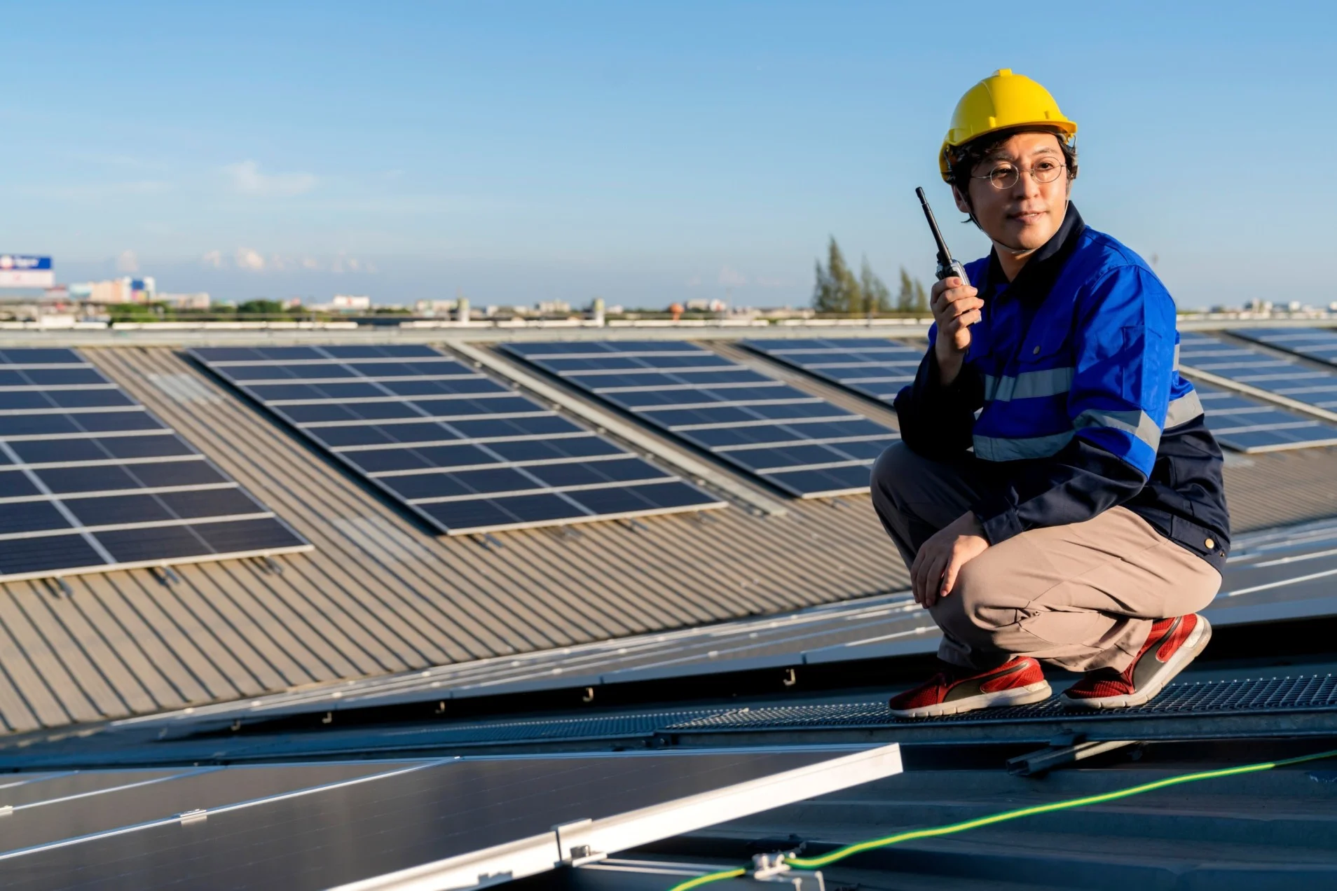 professional commercial solar power installer
